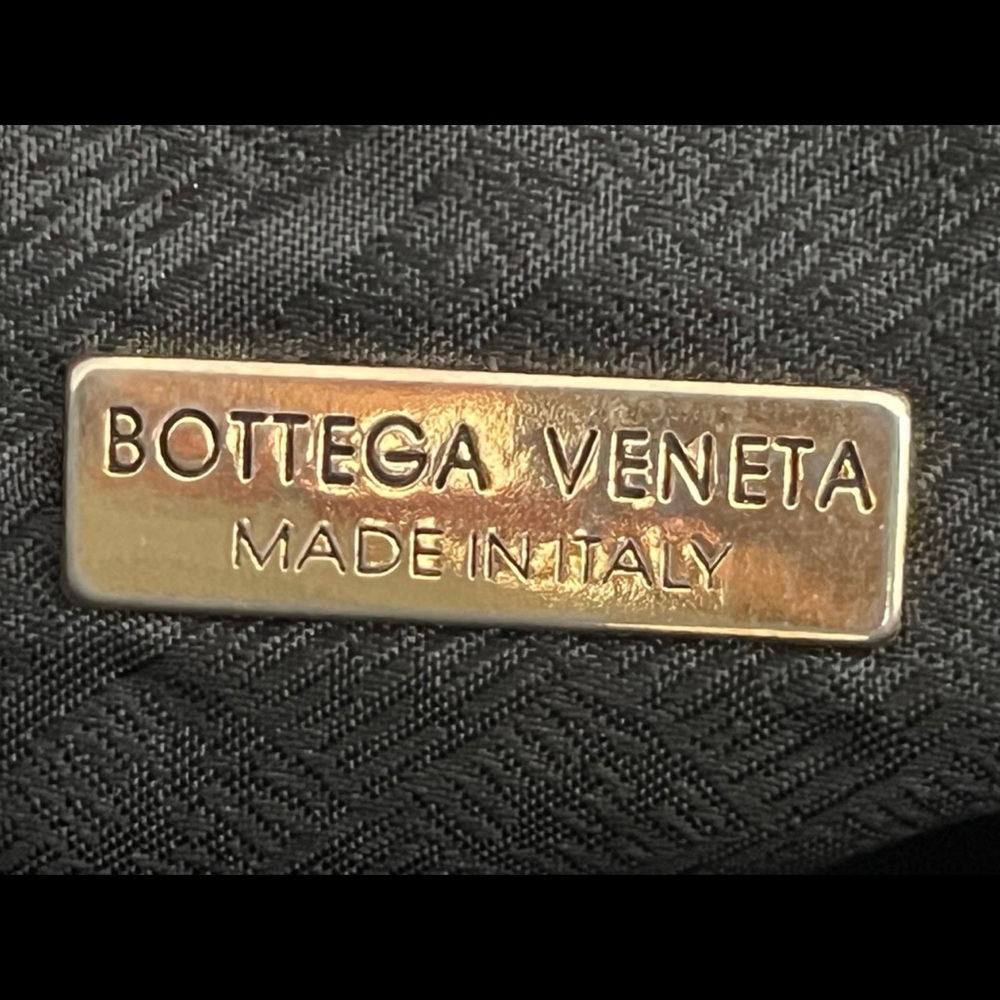 Bottega Veneta Vintage Black Lizard-Embossed Leather Tote - Picture 6 of 10